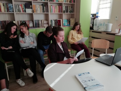 ЕГ „Иван Вазов“ Пловдив отбеляза Деня на майчиния език с участие в международни проекти